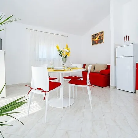 Marija Apartment *